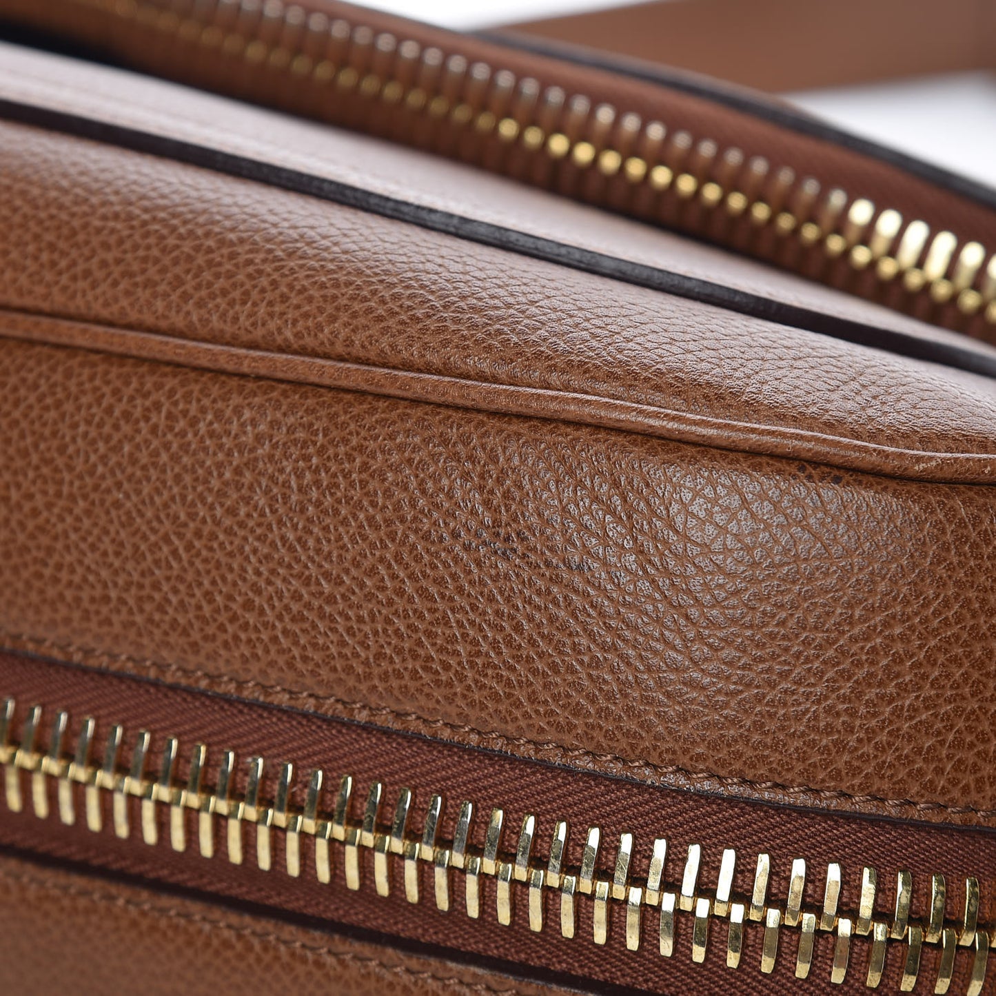 Pebbled Calfskin Large Jennifer Caramel