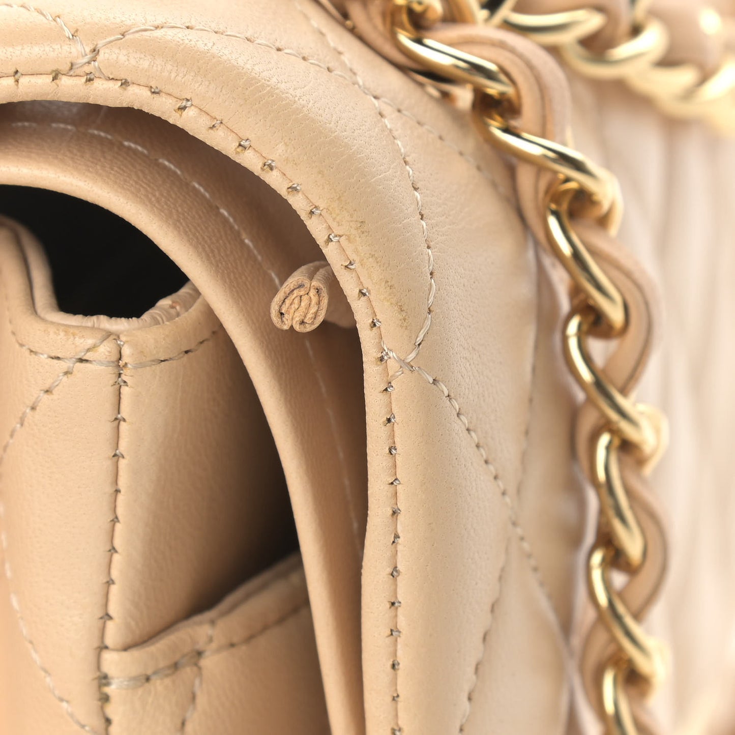 Lambskin Quilted Medium Double Flap Beige