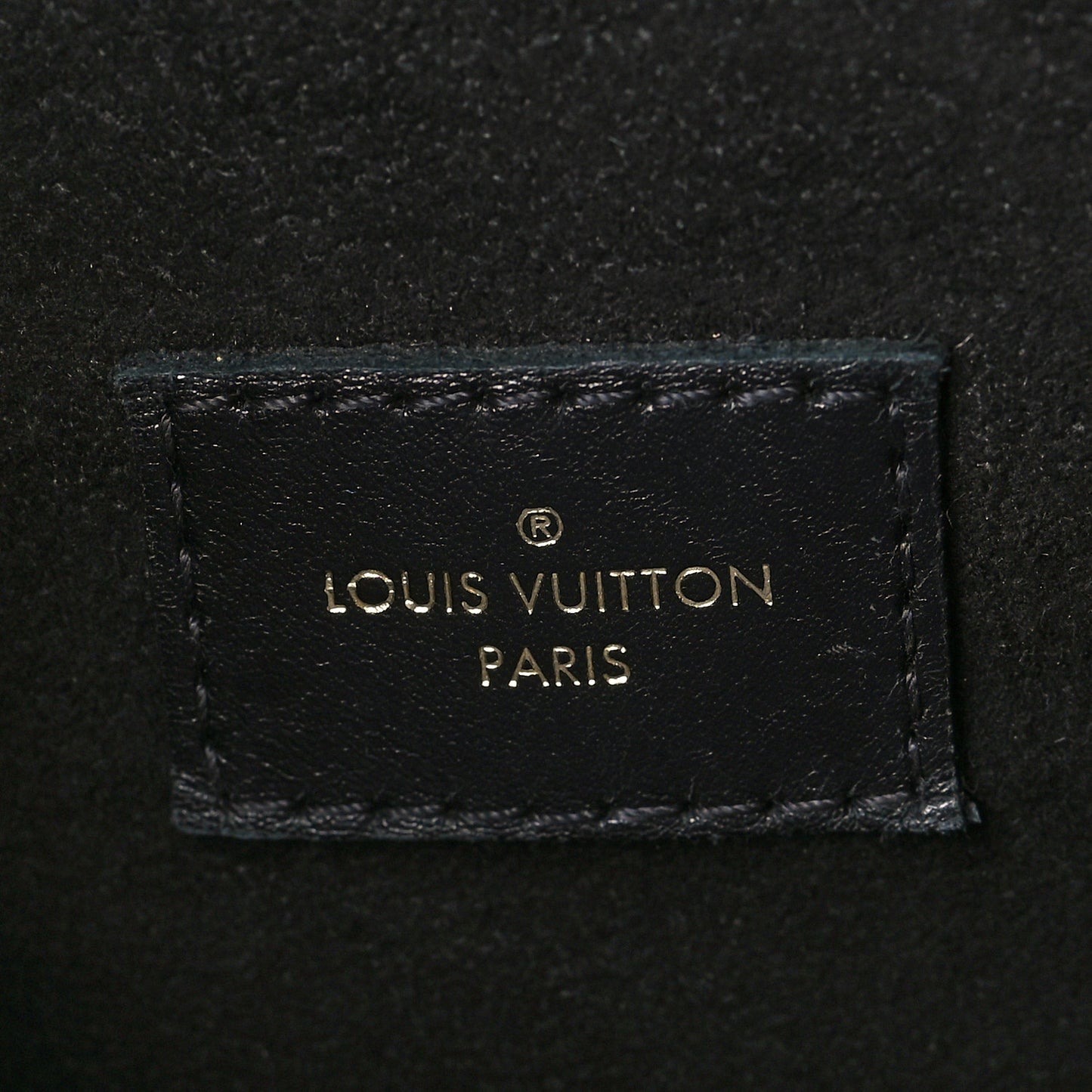 Reverse Monogram Pochette Metis