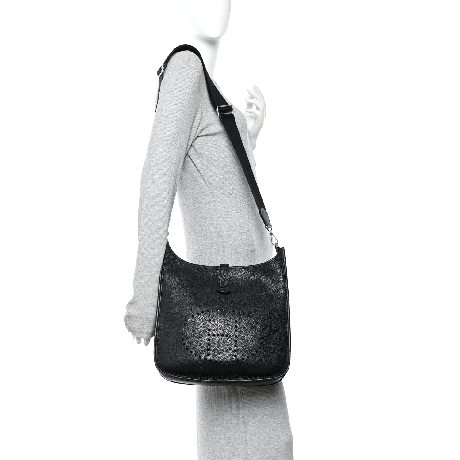 Hermes Taurillon Clemence EVELYNE III GM Black 2 of 11