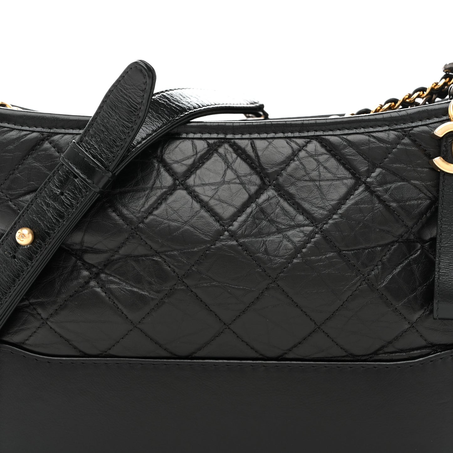 Aged Calfskin Quilted New Medium Gabrielle Hobo Black