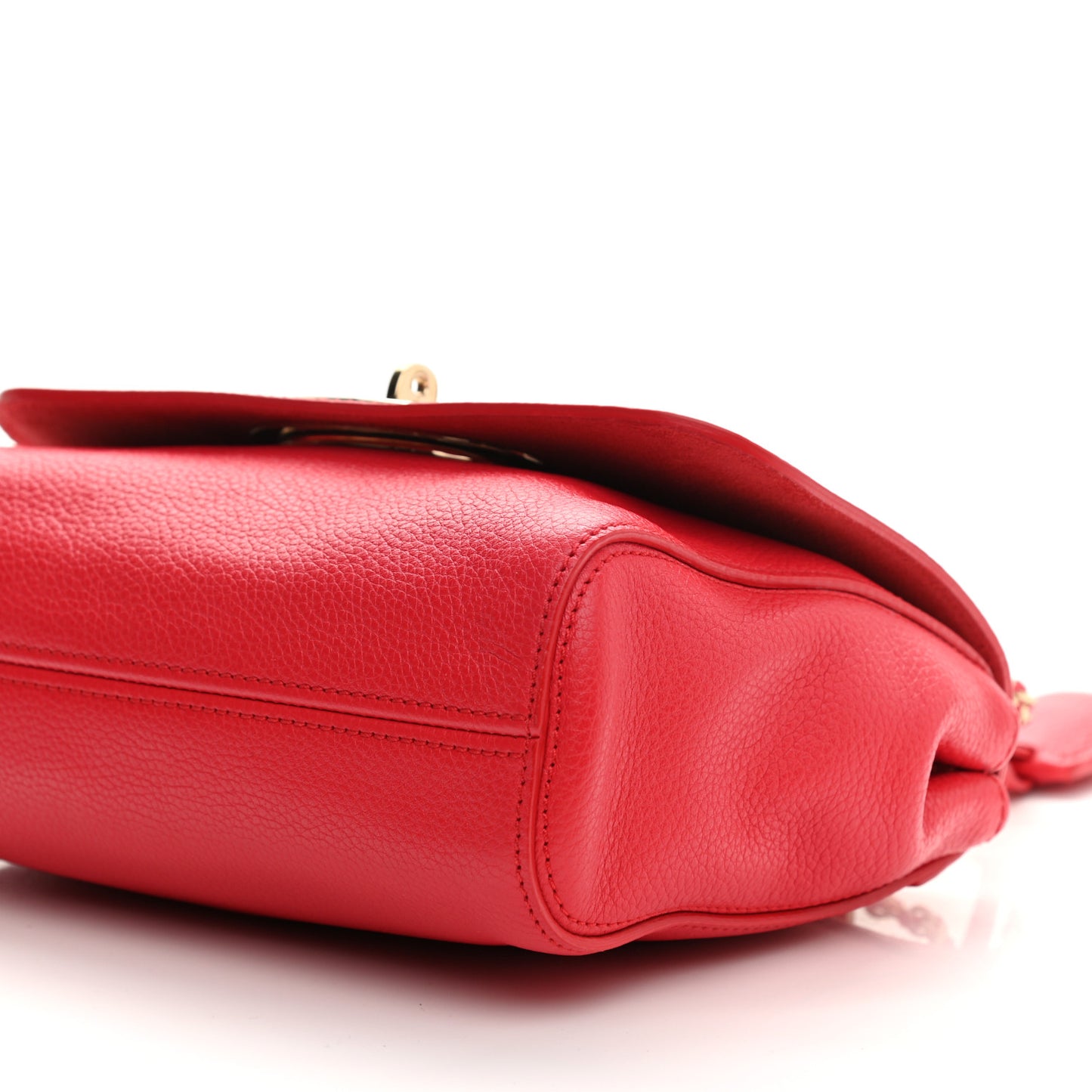 Small Classic Grain Small Lily Flap Red