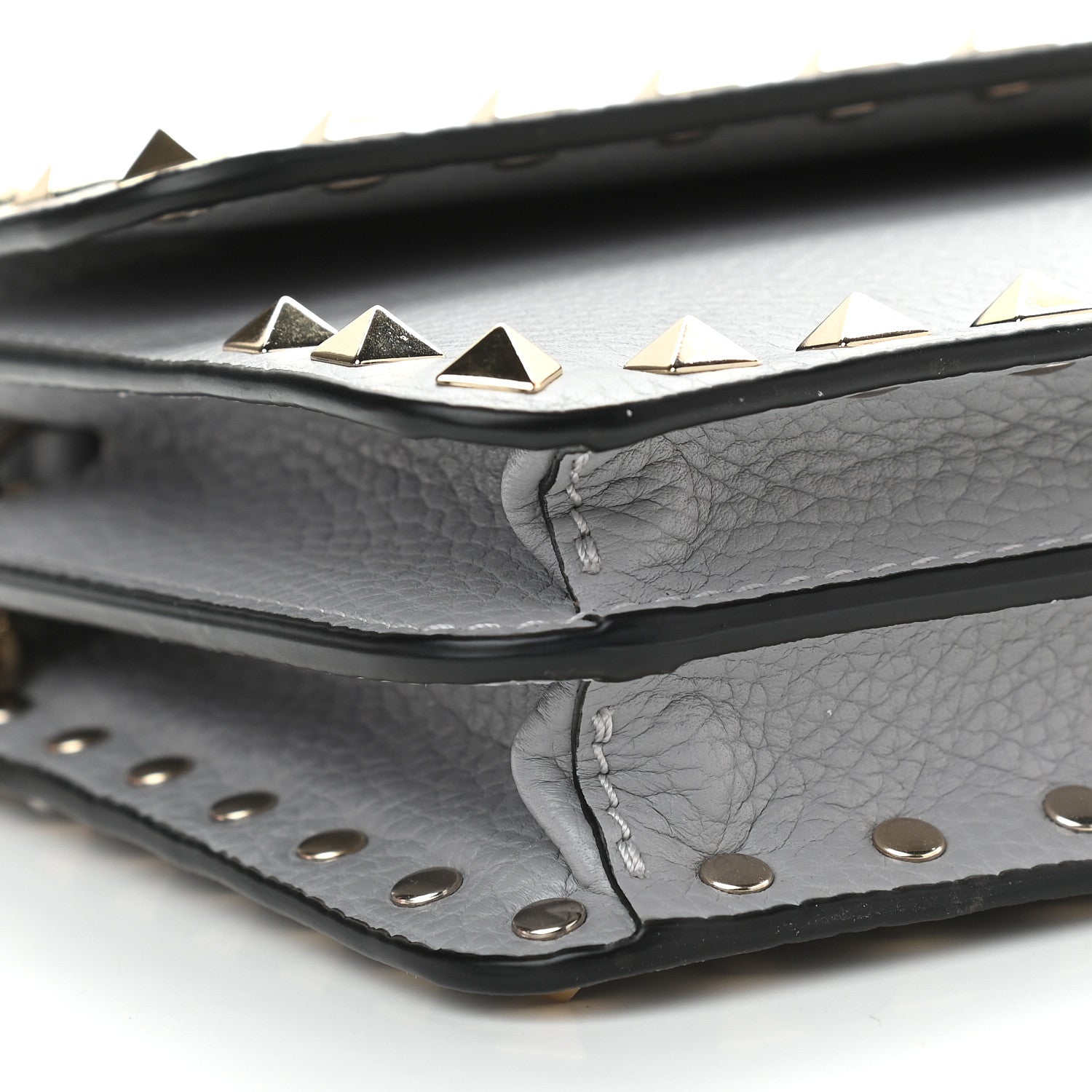 Valentino Garavani Pebbled Calfskin Rockstud Flap Wallet on Chain Pastel Grey 6 of 7