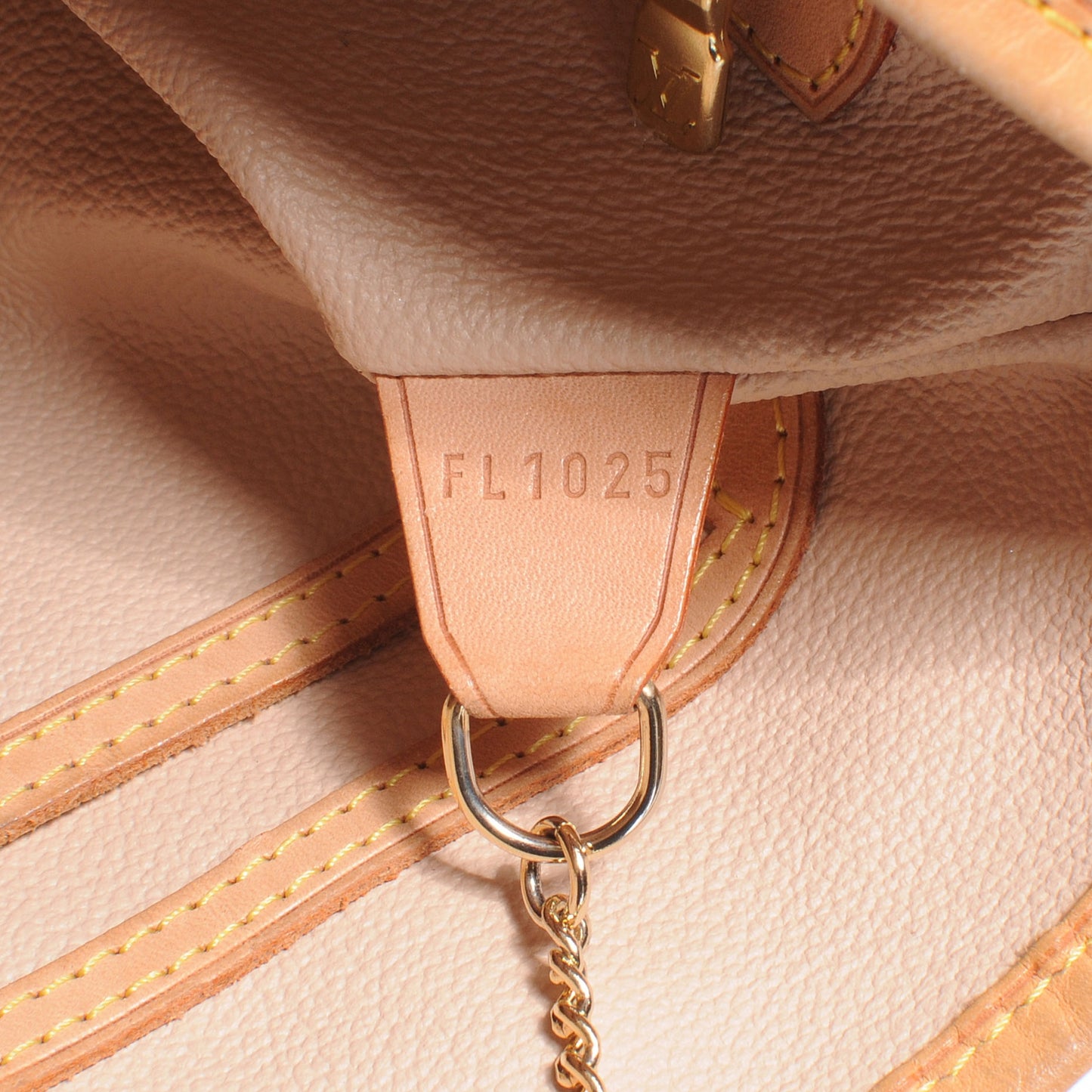 Monogram Petit Bucket 23