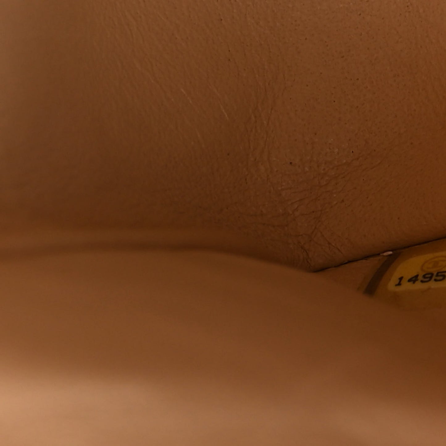 Caviar Quilted Jumbo Double Flap Beige Clair