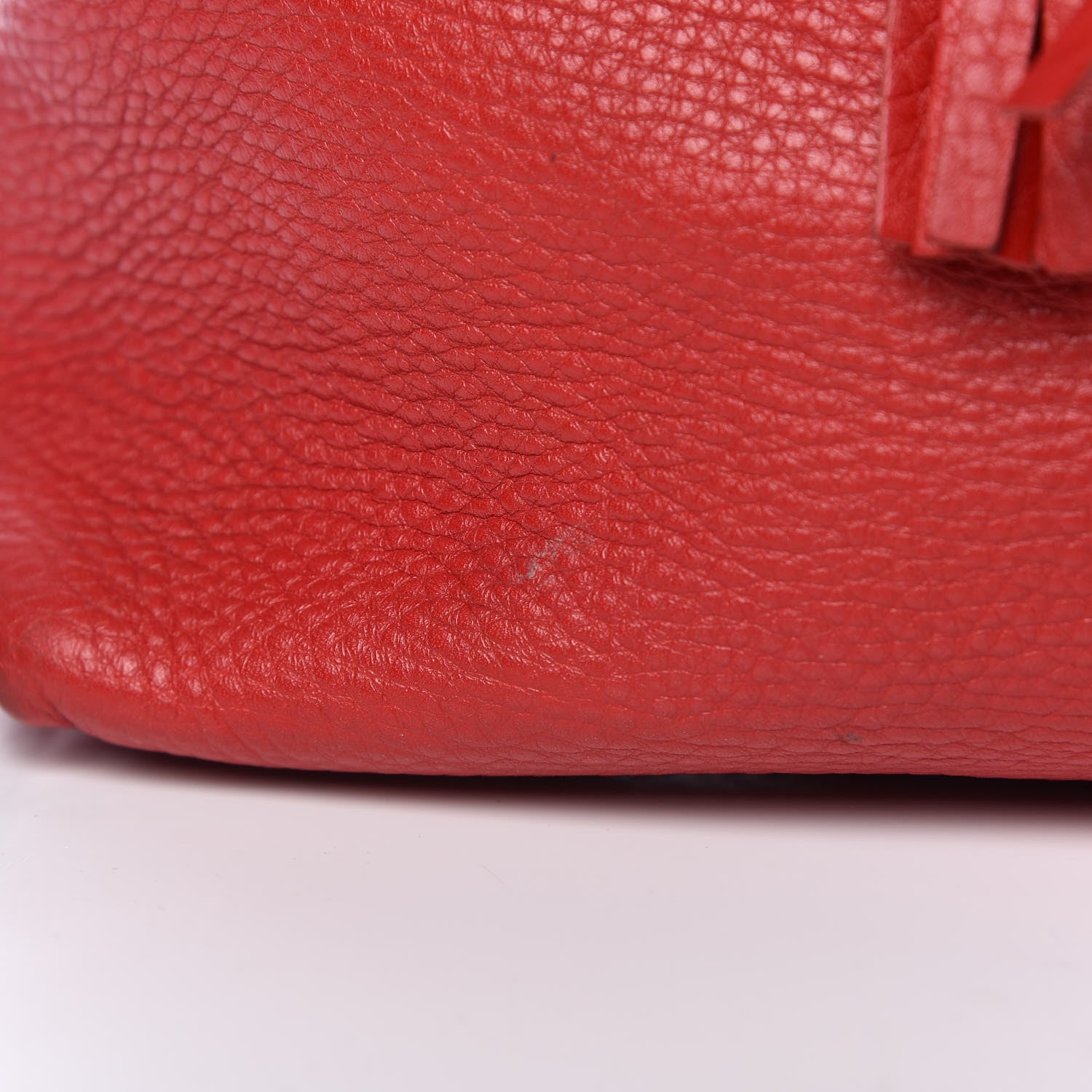 Gucci Pebbled Calfskin Medium Soho Chain Shoulder Bag Tabasco Red 24 of 25