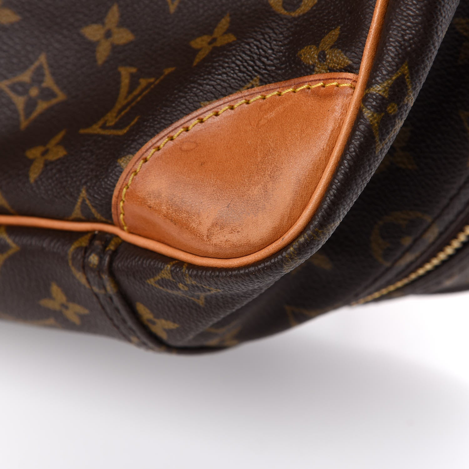 Louis Vuitton Monogram Sirius 45 9 of 11