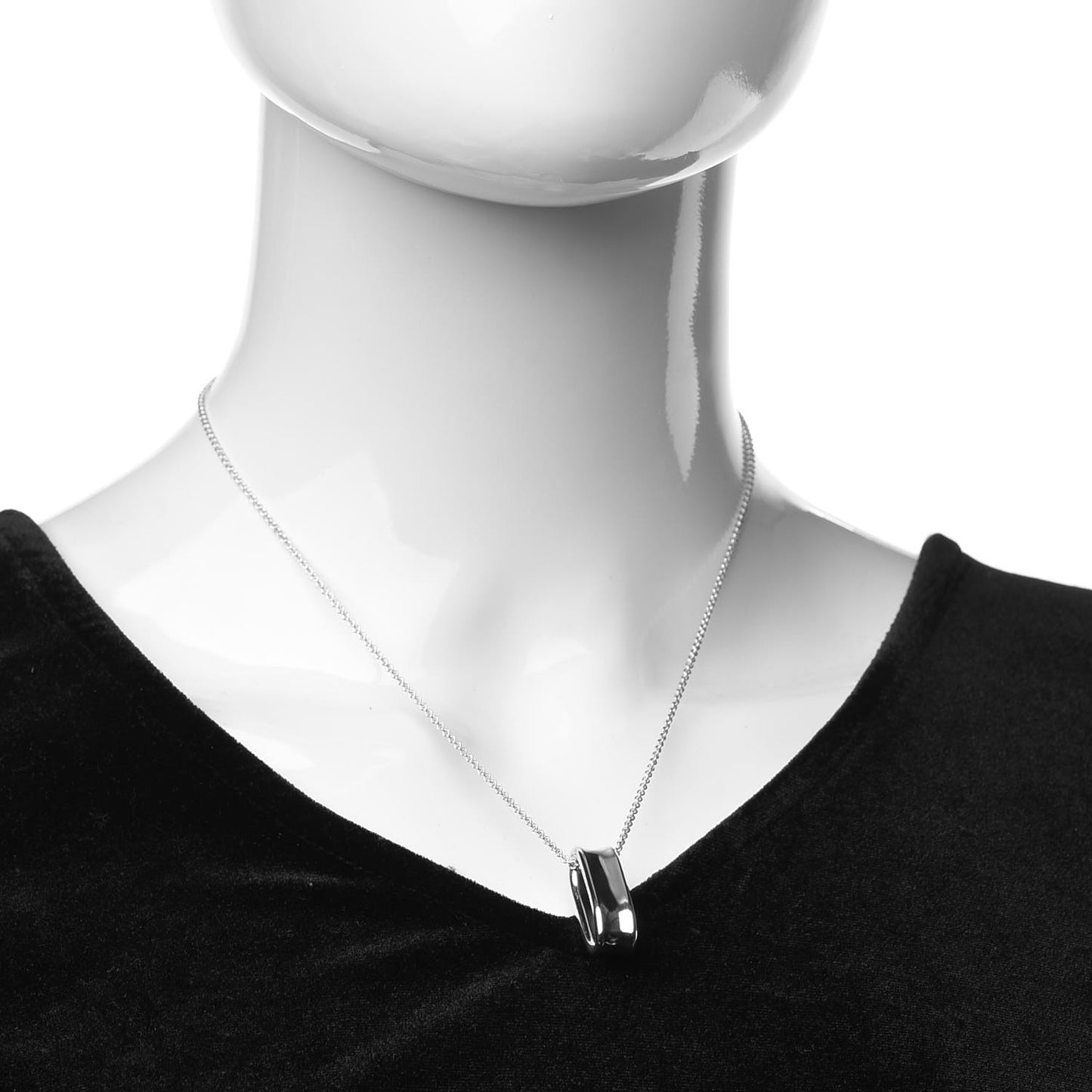 Sterling Silver 1837 Oval Loop Pendant Necklace