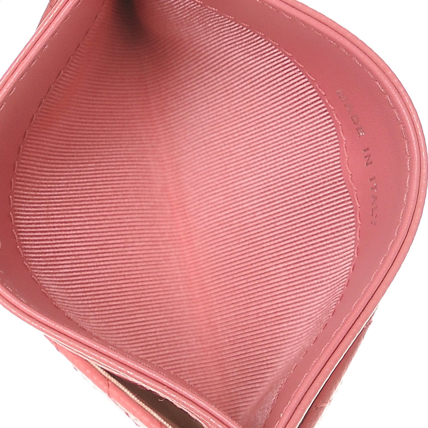 Caviar Chevron Quilted Card Holder Pink