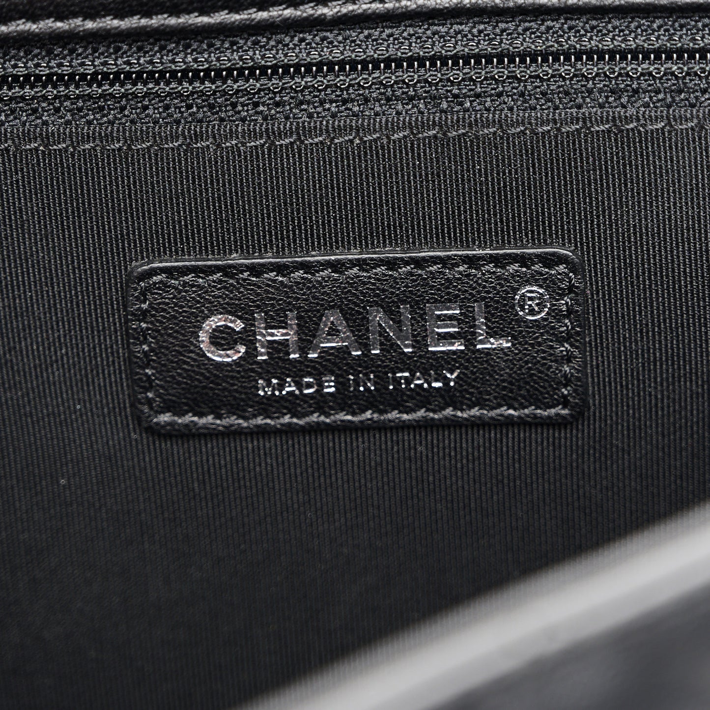 Lambskin Quilted Jumbo Cuba Color Flap Black