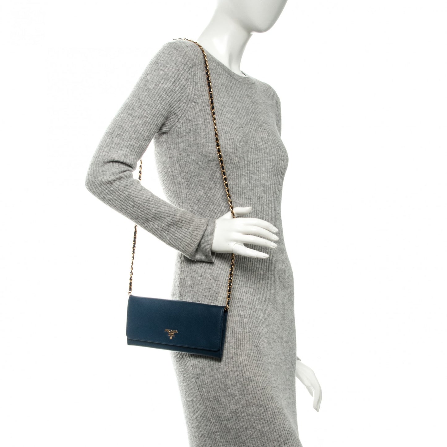 Saffiano Metal Oro Chain Wallet Bleuette