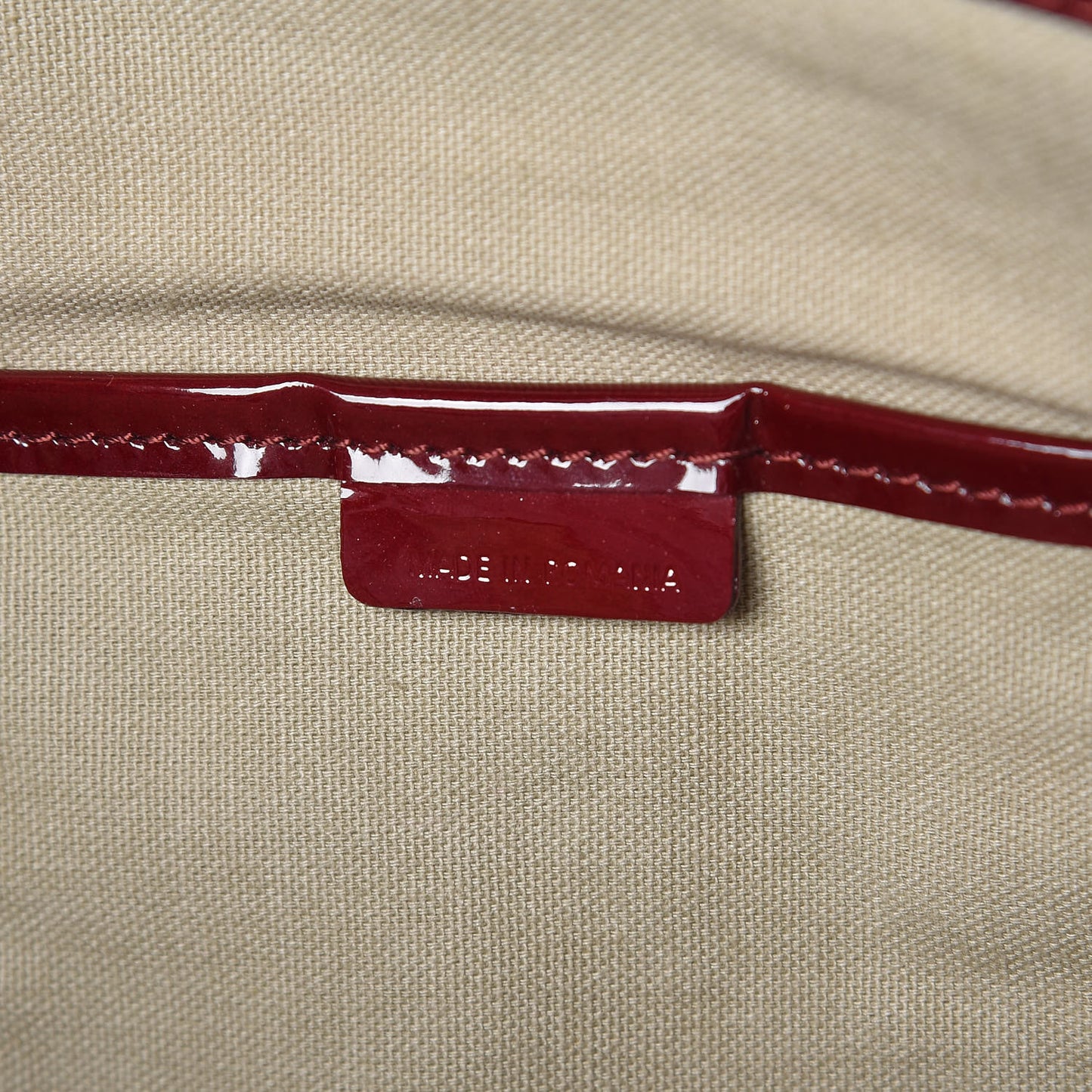 Nova Check Heart Tote Red