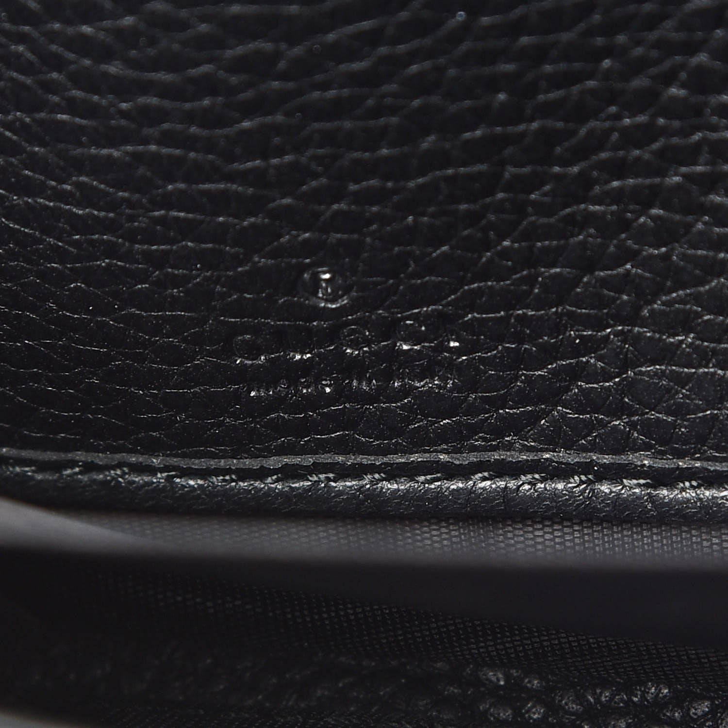 Gucci Calfskin Logo Zip Around Wallet Black 6 of 8