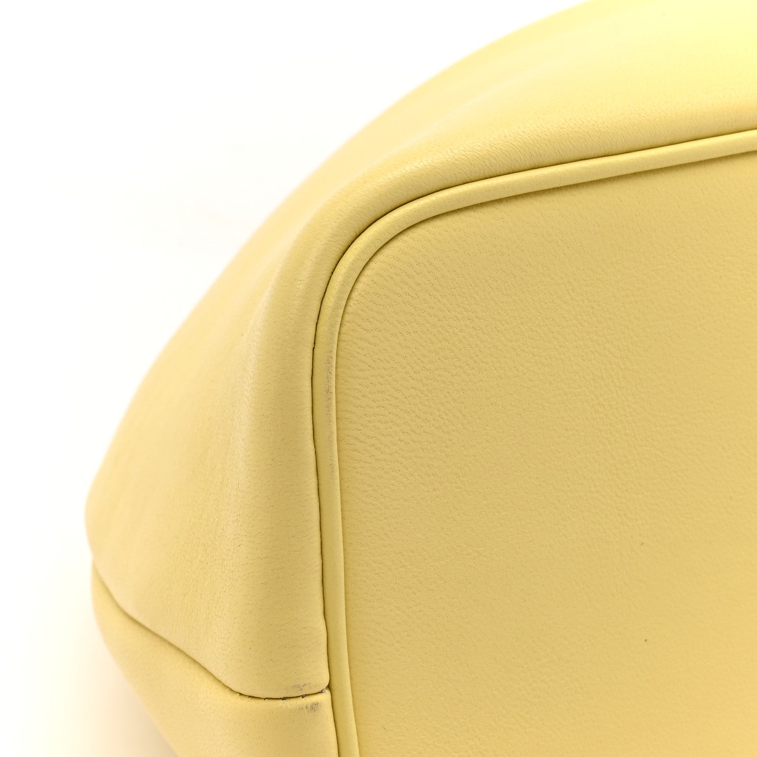 Jacquemus Calfskin Le Calino Ring Top Handle Bag Pale Yellow 11 of 13
