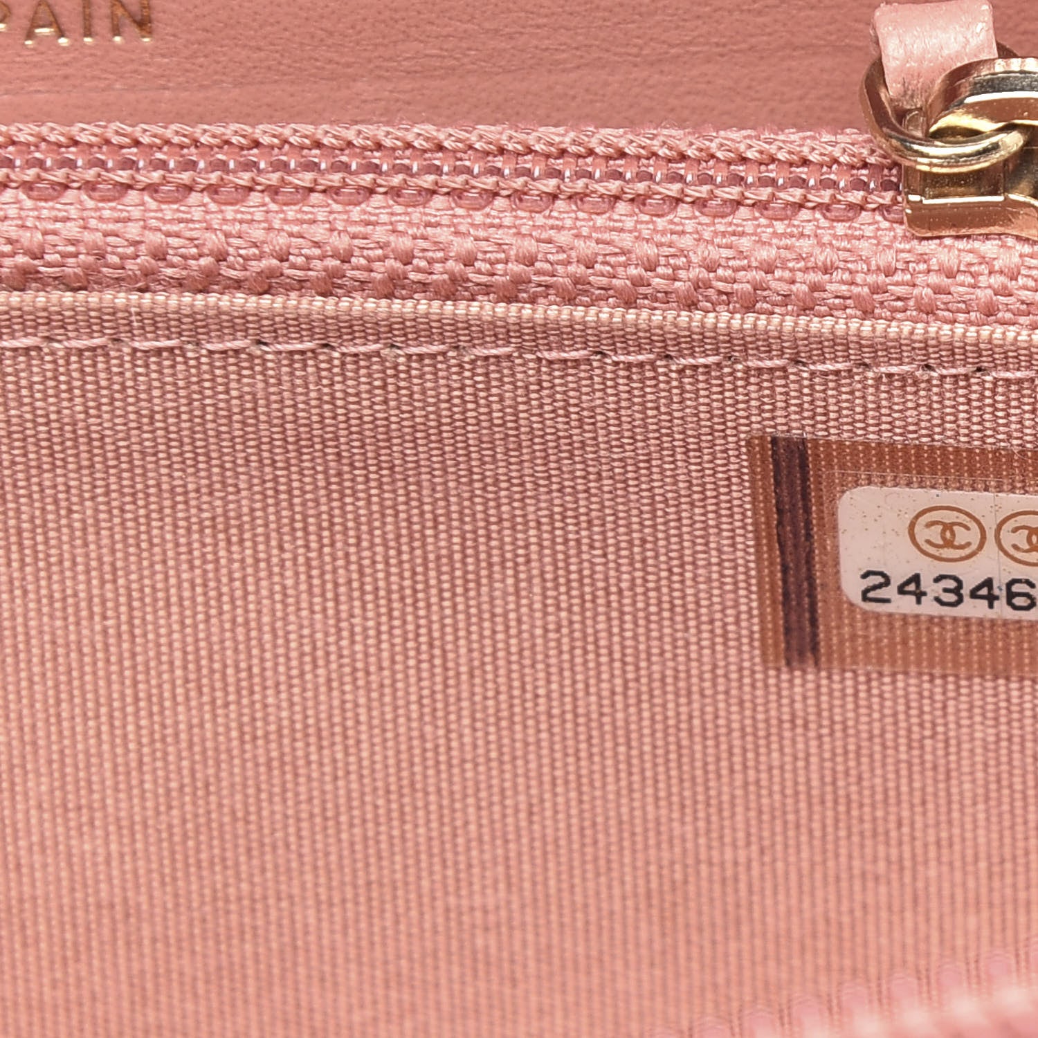 Chanel Caviar Quilted Boy Small Zip Around Wallet Pink 8 of 10