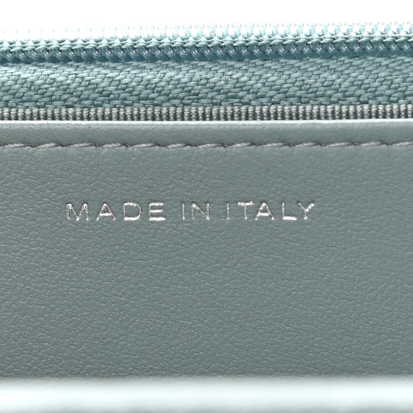 Caviar Quilted Wallet On Chain WOC Light Blue