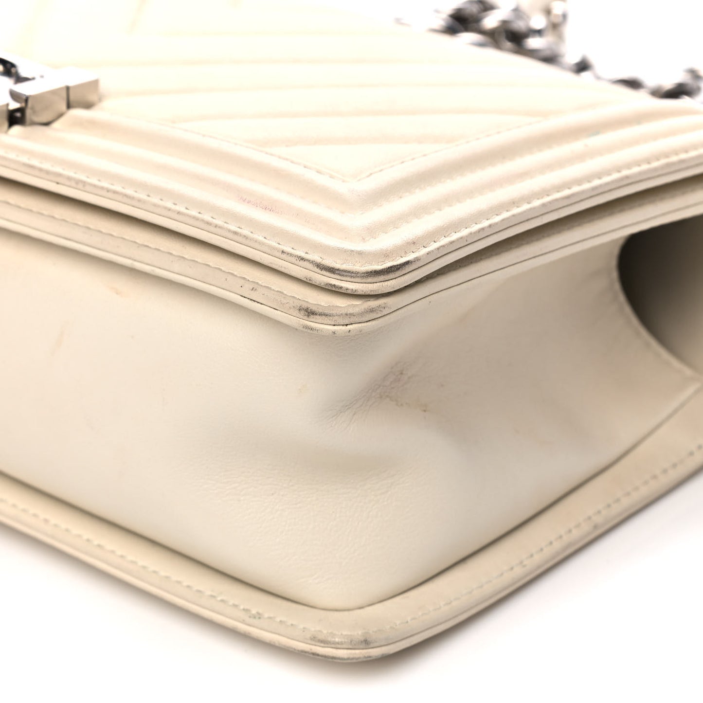 Calfskin Chevron Quilted Medium Boy Flap White