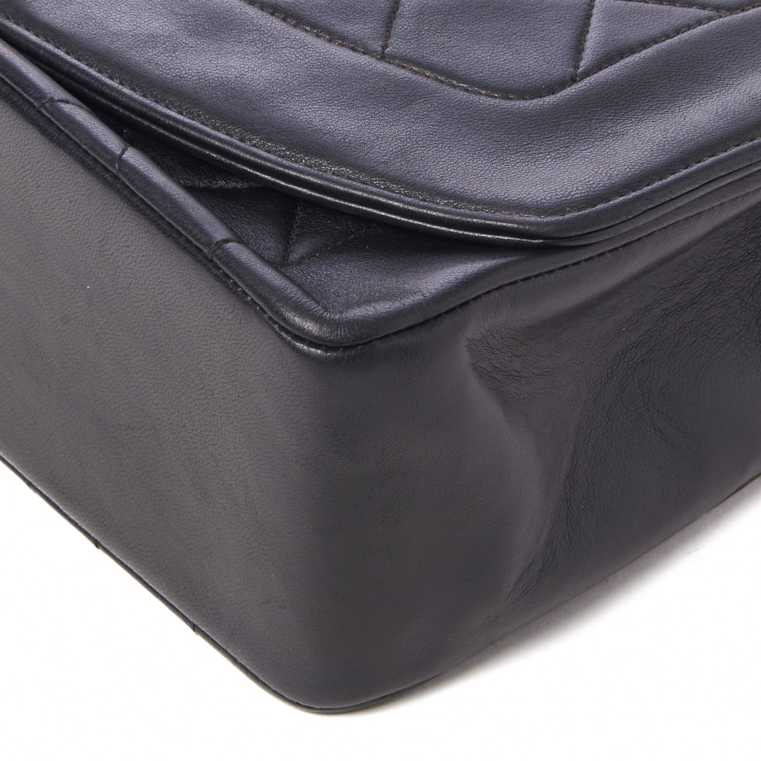 Chanel Lambskin Quilted Medium Single Flap Black 4 of 9