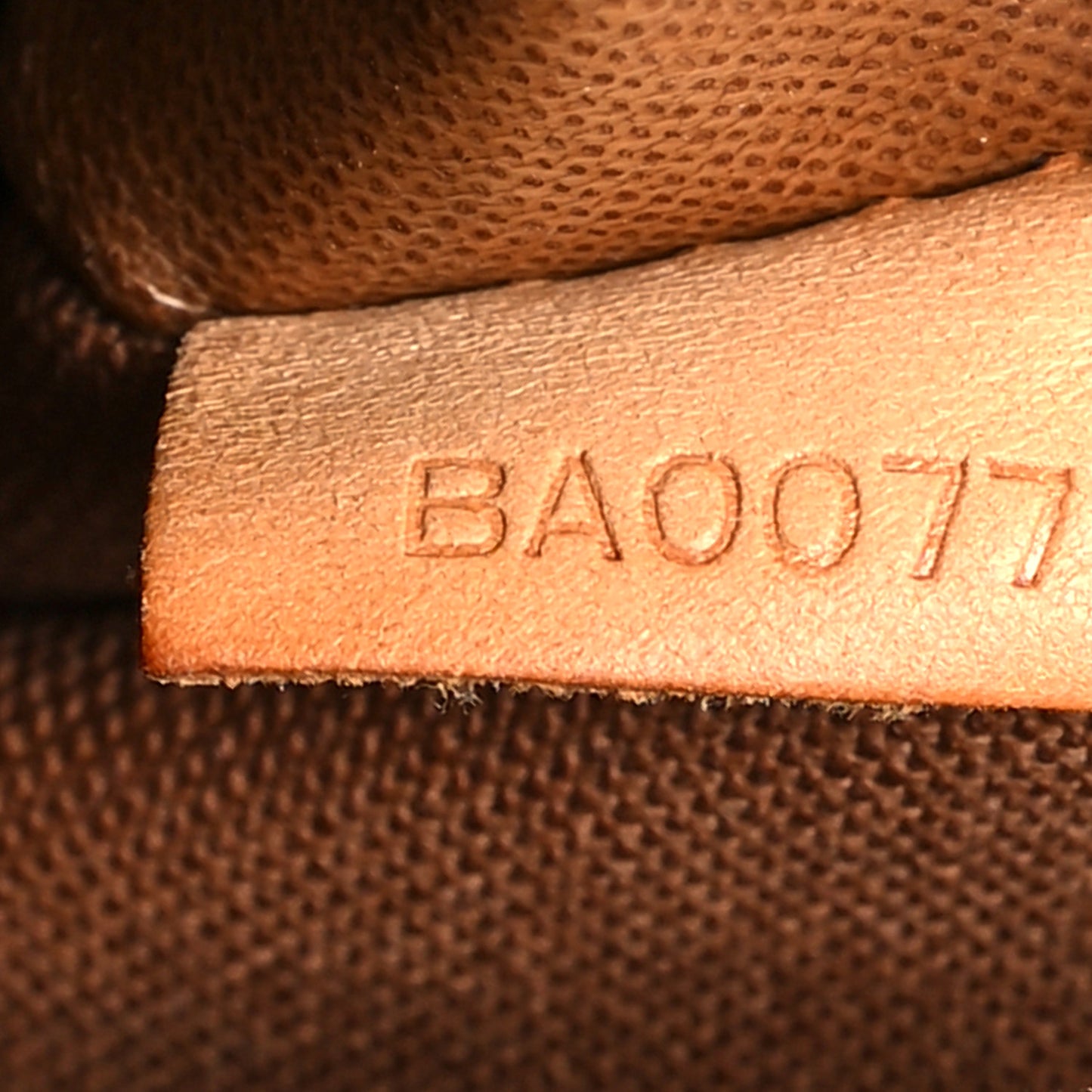 Monogram Eole 60