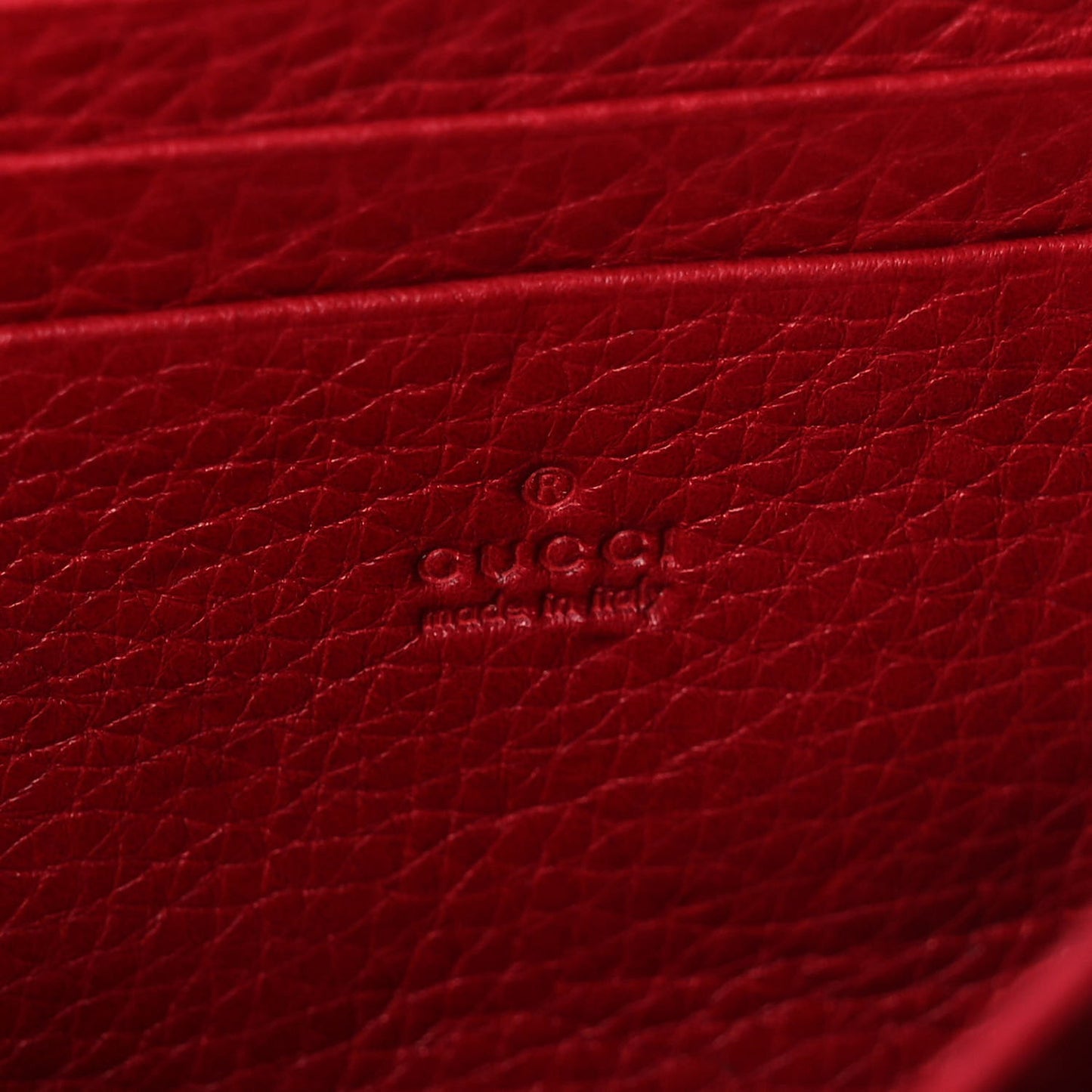 Calfskin GG Marmont Chain Wallet Vulcanic Red