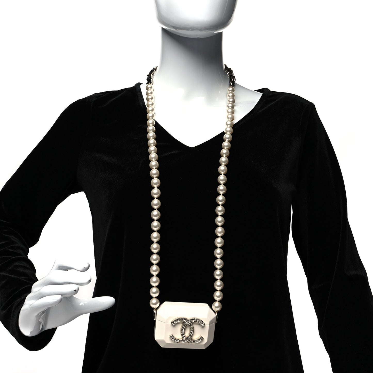 Resin Crystal Pearl Lambskin Airpods Pro Holder Necklace Pearly White
