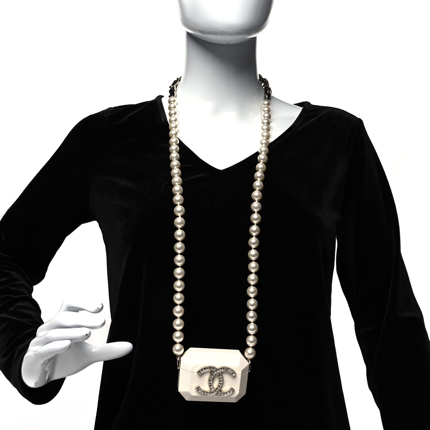 Chanel Resin Crystal Pearl Lambskin Airpods Pro Holder Necklace Pearly White 2 of 5