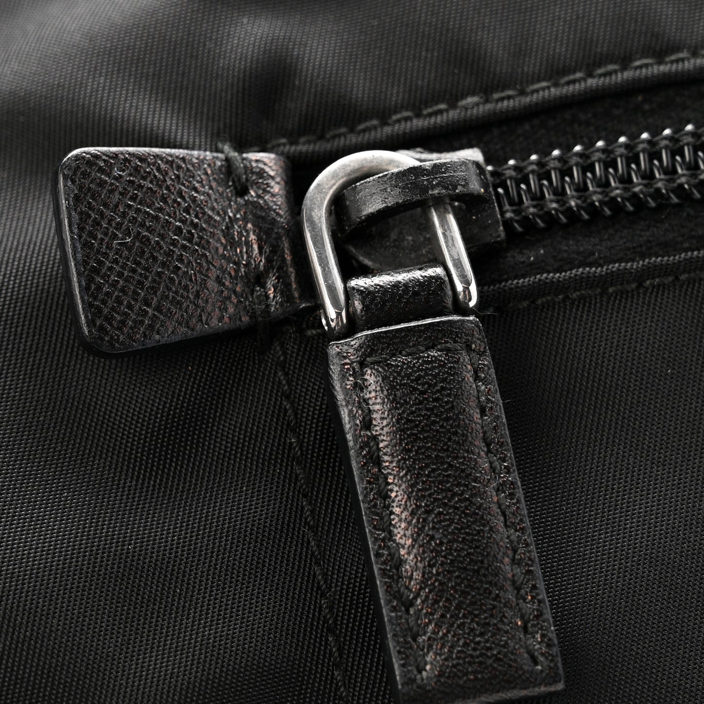 Tessuto Nylon Vela Saffiano Tote Black