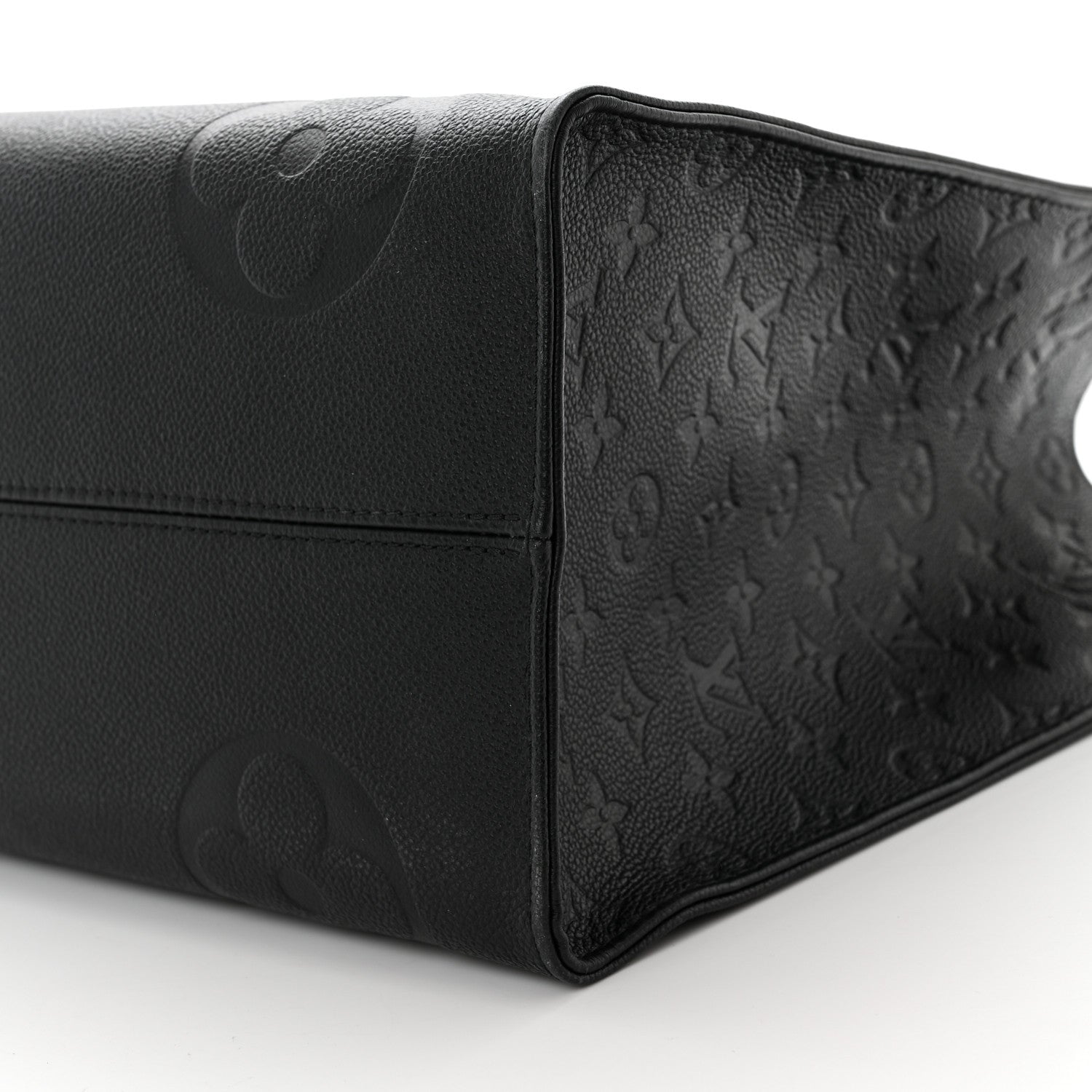 Louis Vuitton Empreinte Monogram Giant Onthego GM Black 9 of 9