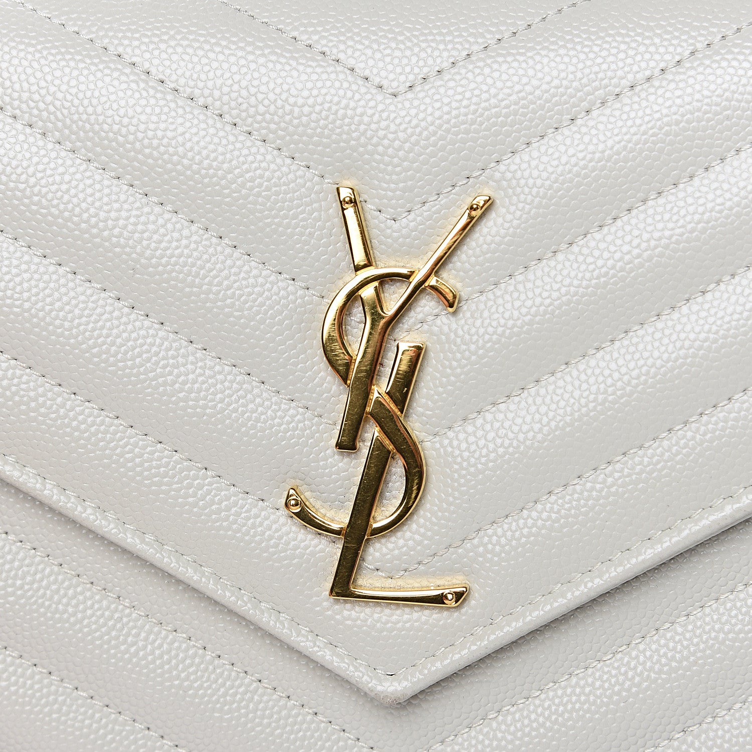 Saint Laurent Grain De Poudre Matelasse Chevron Monogram Chain Wallet Cream 10 of 11