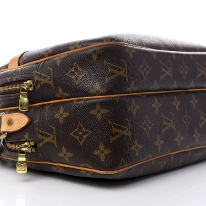 Louis Vuitton Monogram Reporter PM 6 of 10