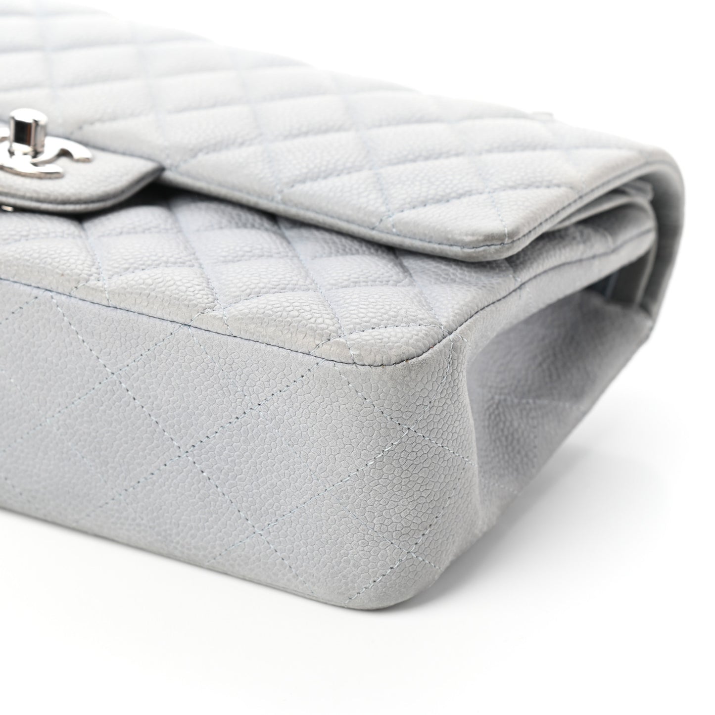 Iridescent Caviar Quilted Medium Double Flap Grey
