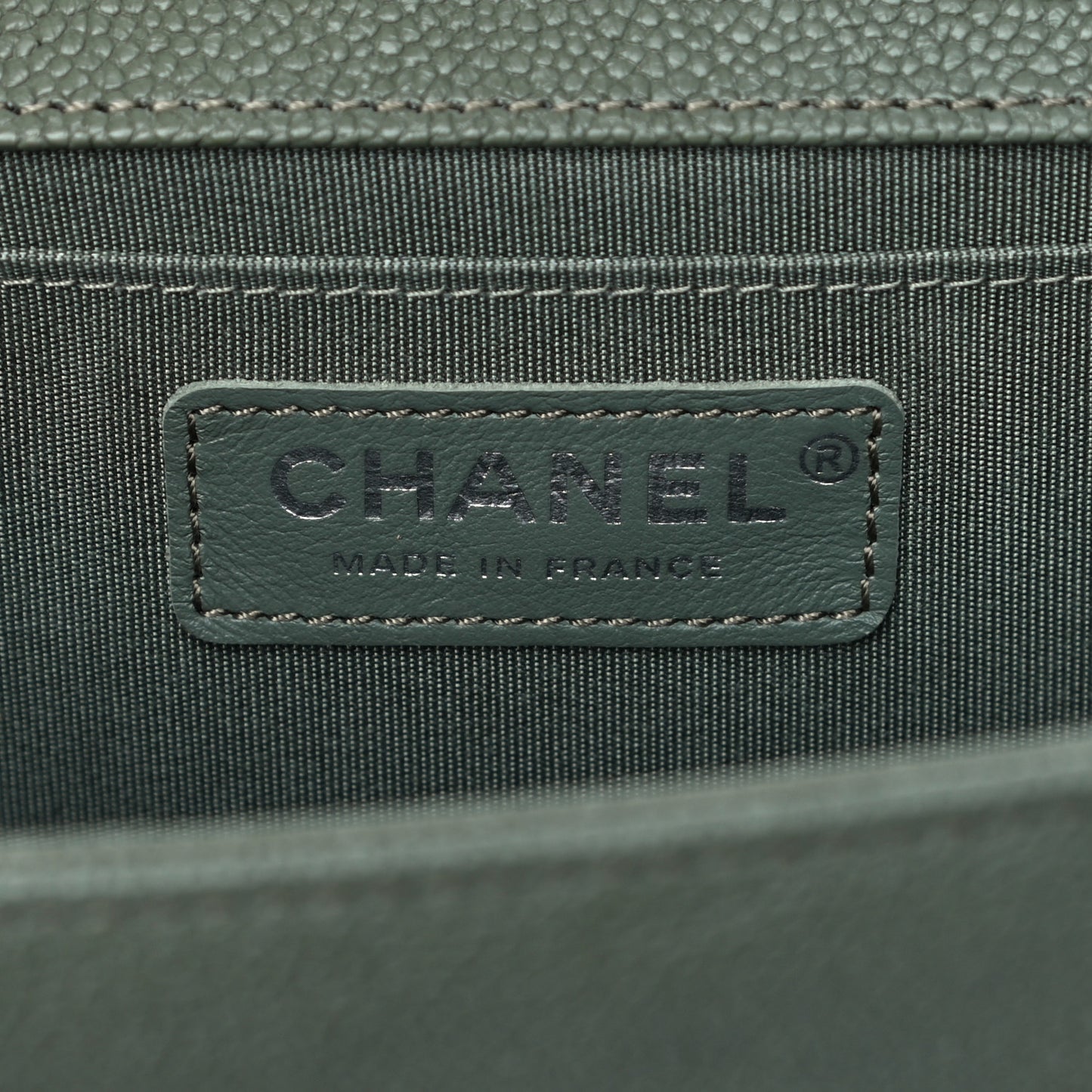 Caviar Quilted Medium Boy Flap Green