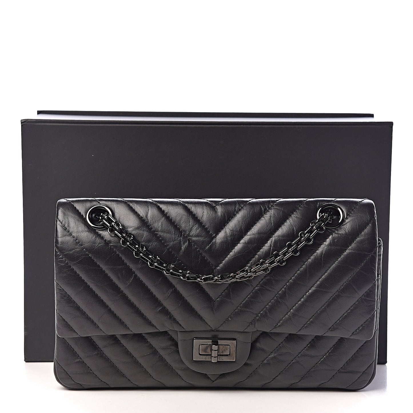 Aged Calfskin Chevron Quilted 2.55 Reissue 225 Flap So Black