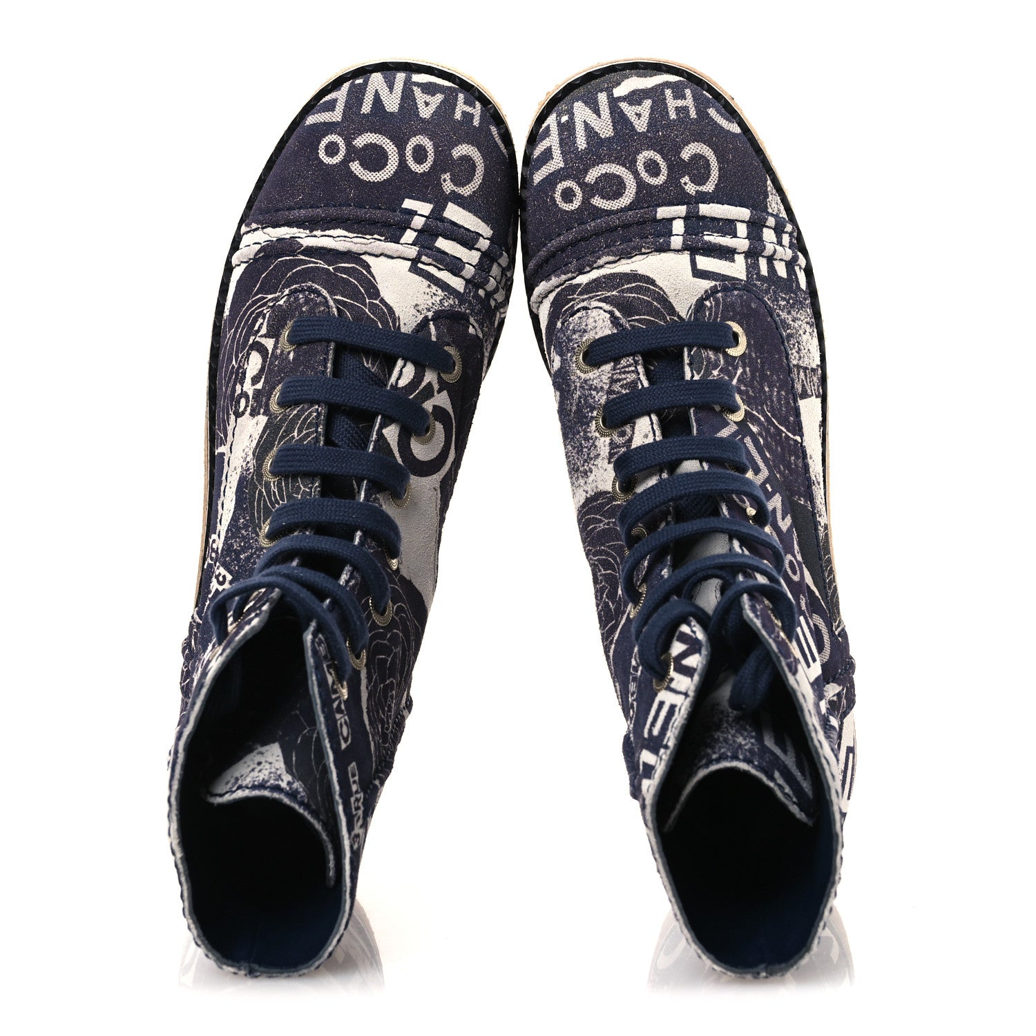 Chanel Suede Calfskin Printed CC 31 Rue Cambon Lace Up Combat Boots 39.5 White Navy 2 of 12