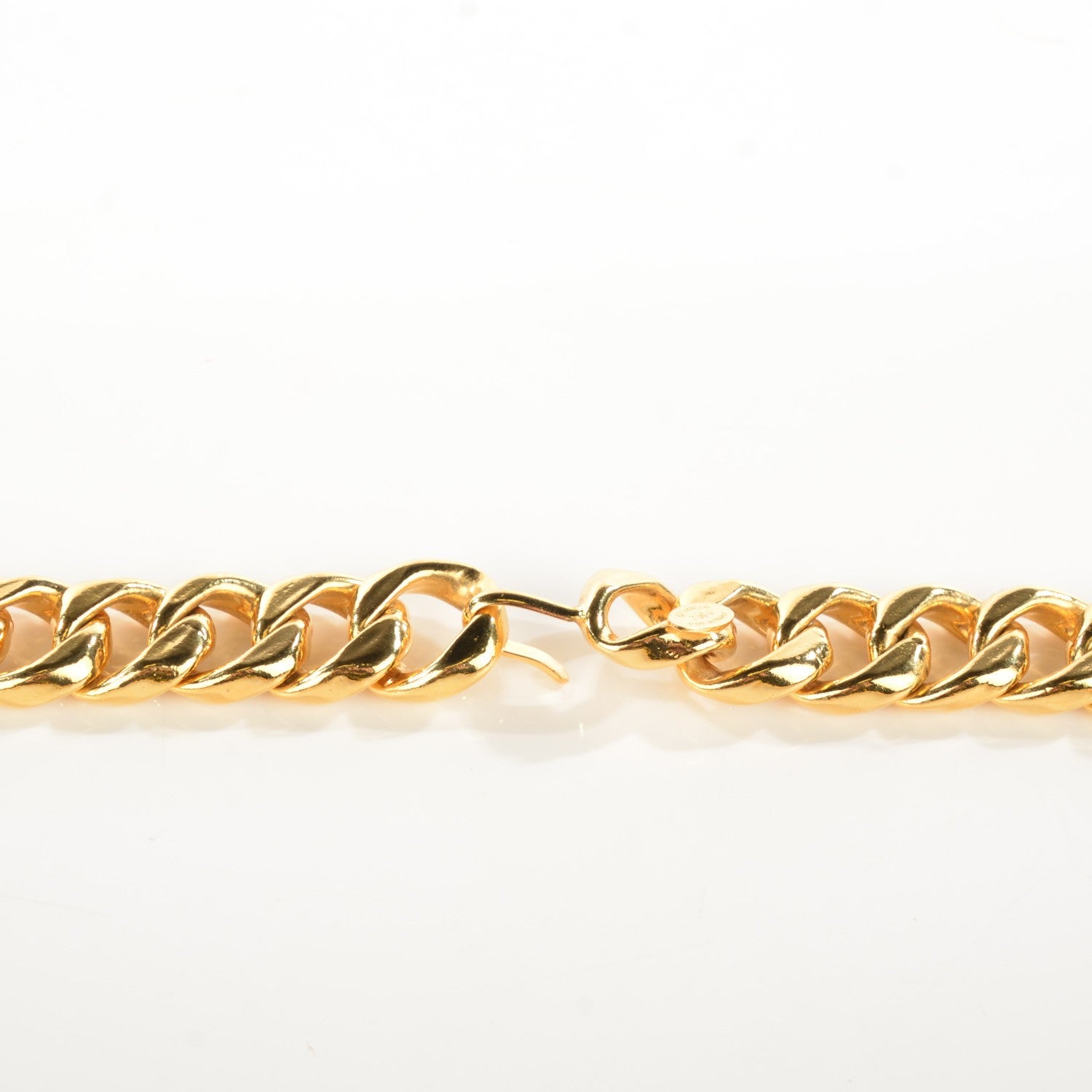 Chanel Oversized CC Pendant Chain Necklace Gold 3 of 5