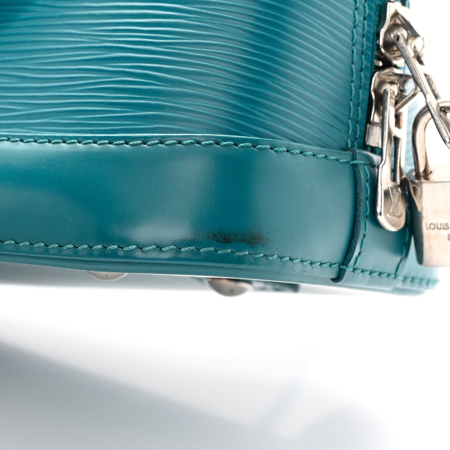 Louis Vuitton Epi Alma BB Cyan 14 of 15