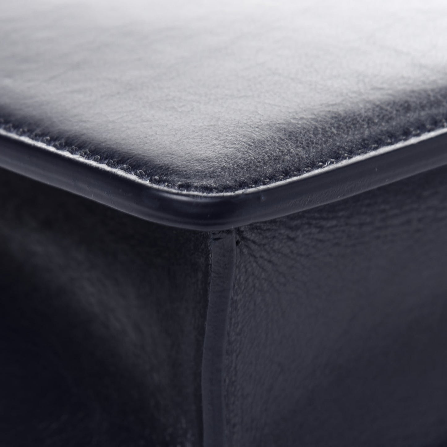 Shiny Crinkled Lambskin 30 Montaigne Flap Bag Indigo