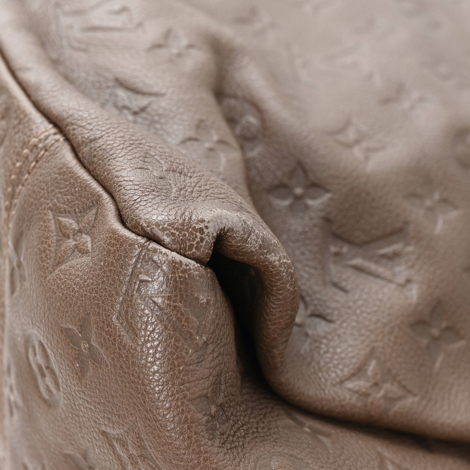 Louis Vuitton Empreinte Artsy MM Taupe Glace 10 of 11