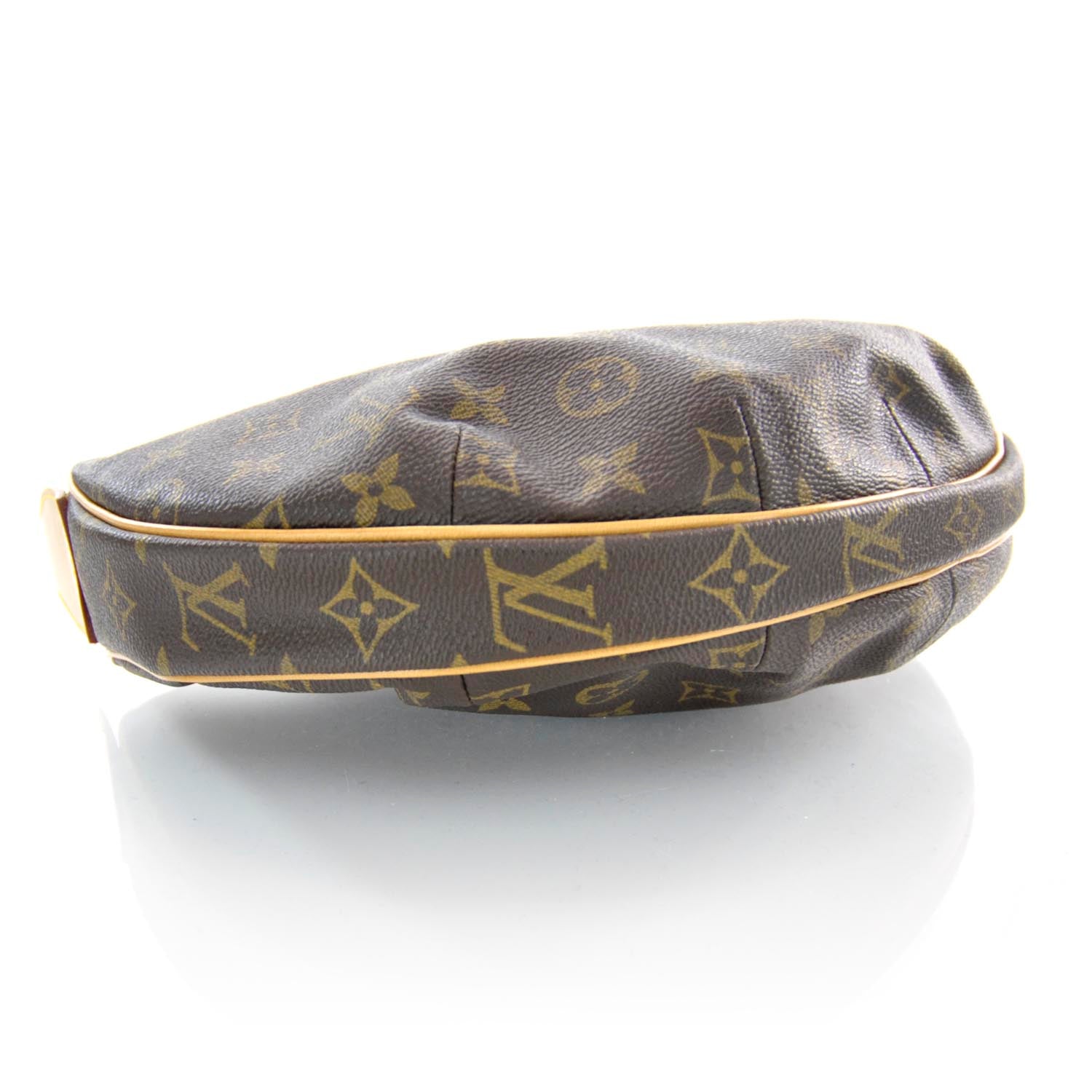 Louis Vuitton Monogram Croissant MM 4 of 7