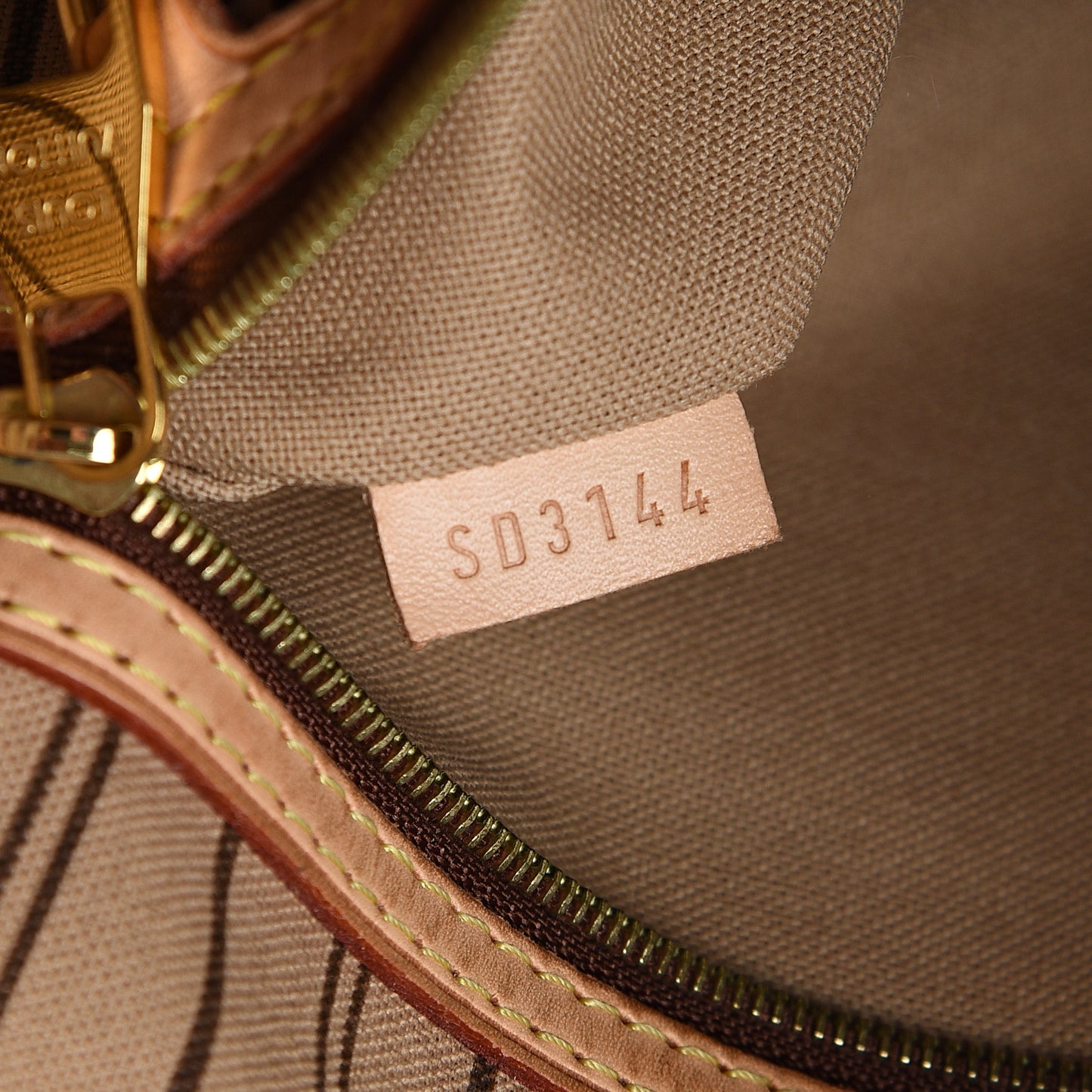 Monogram Delightful MM