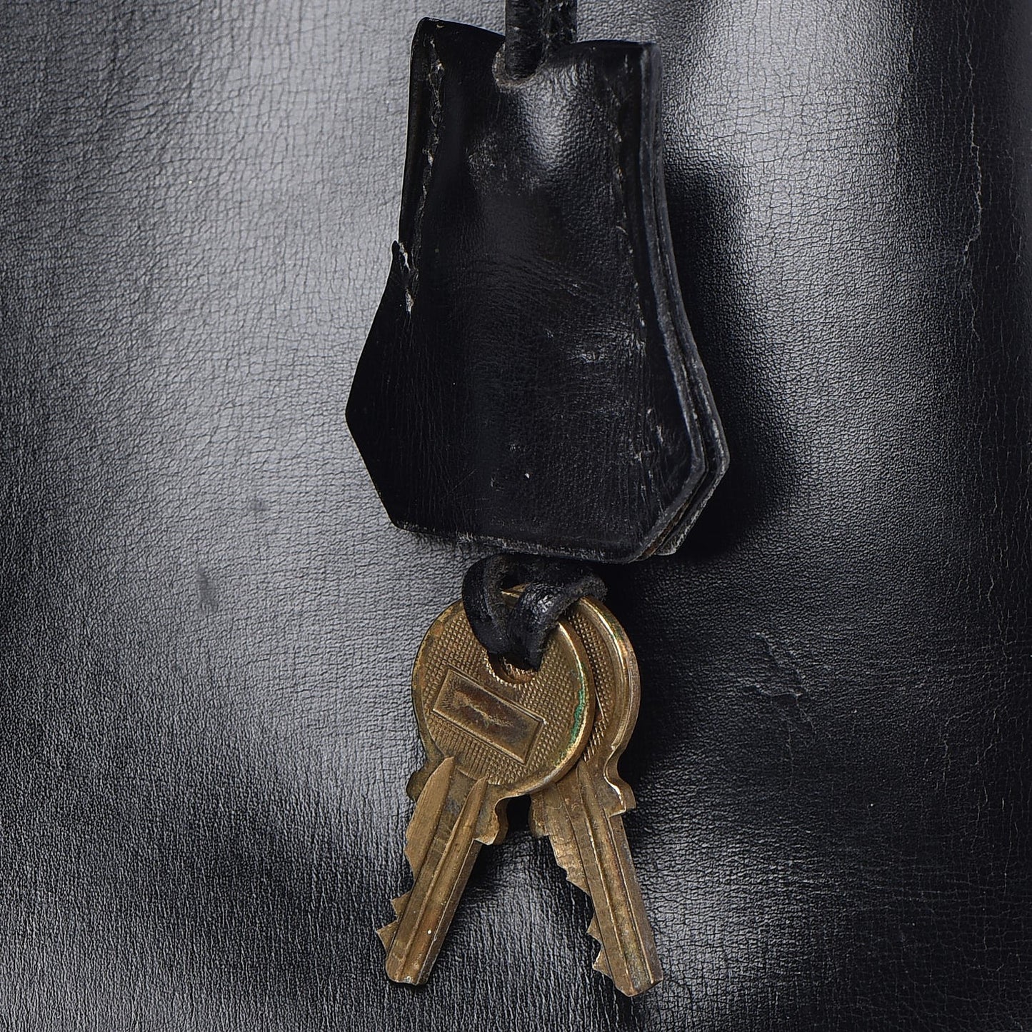 Box Kelly Retourne 32 Black