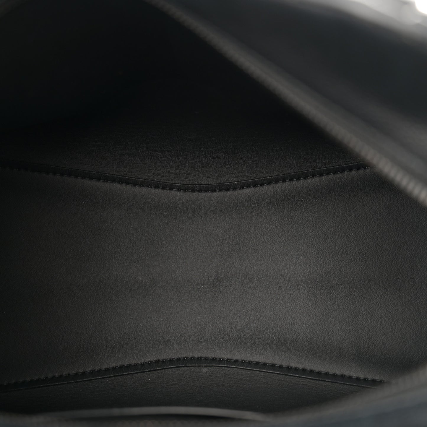 Grained Calfskin Neo Classic Black Hardware S City  Black
