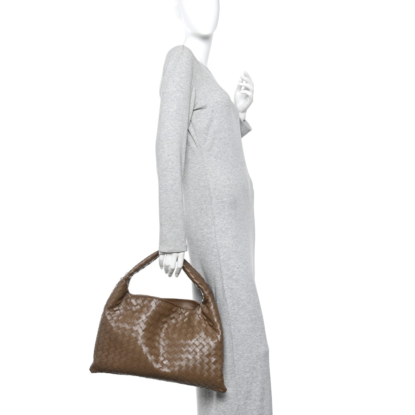 Calfskin Intrecciato Small Hop Pinecone