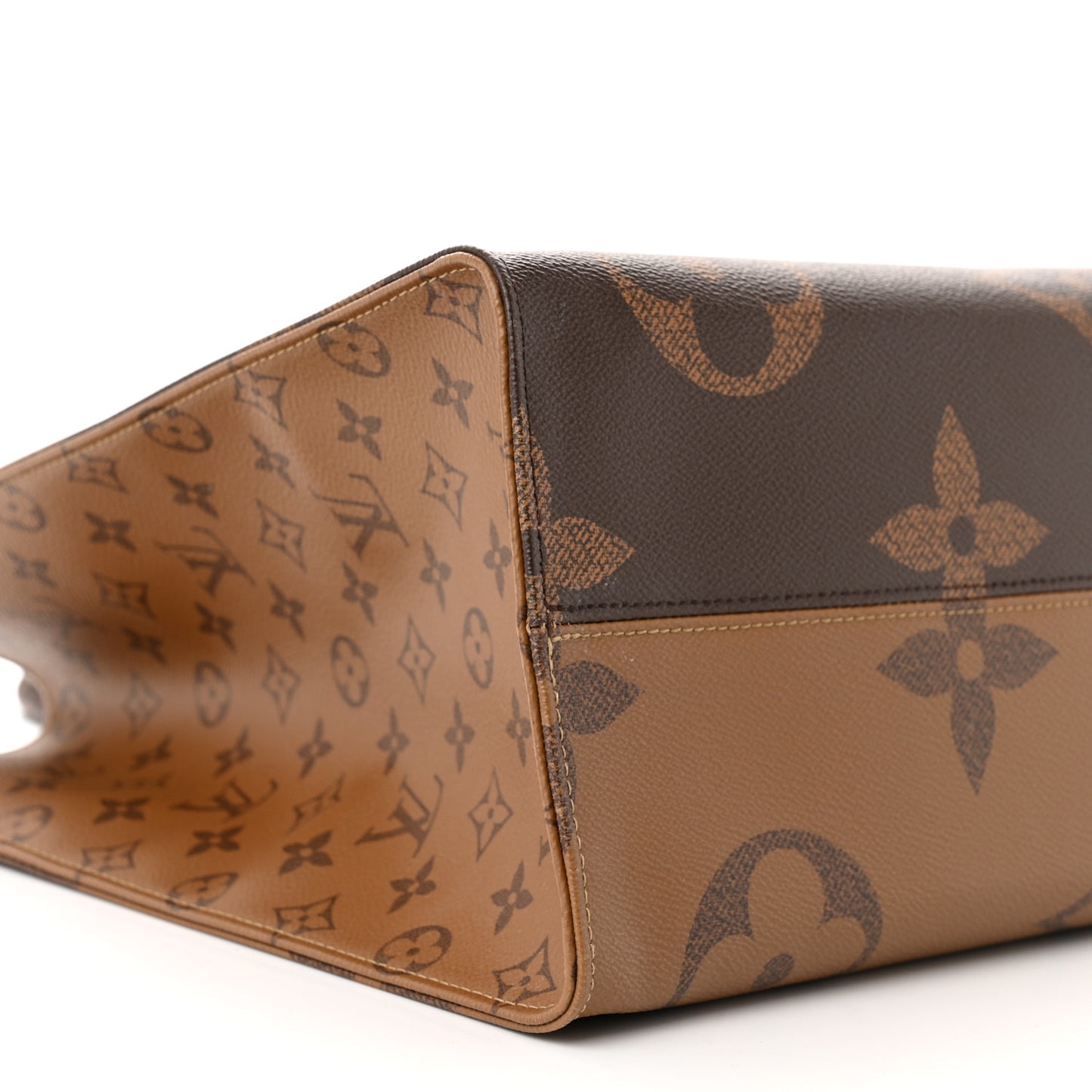 Reverse Monogram Giant Onthego GM