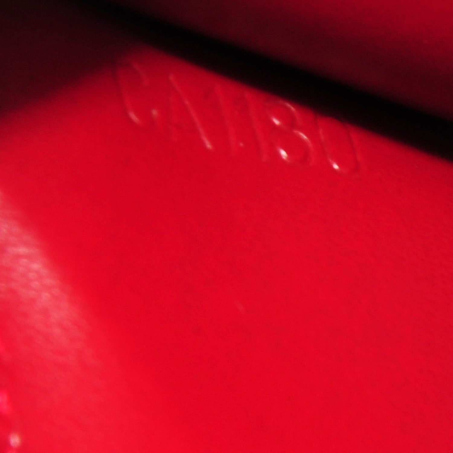 Louis Vuitton Vernis Key Pouch Pomme D'Amour 7 of 8