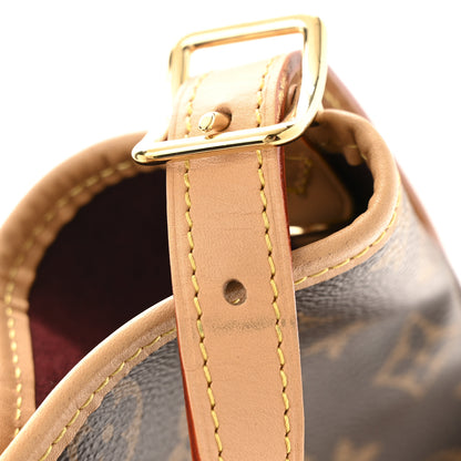 Louis Vuitton Monogram Carryall MM 12 of 12