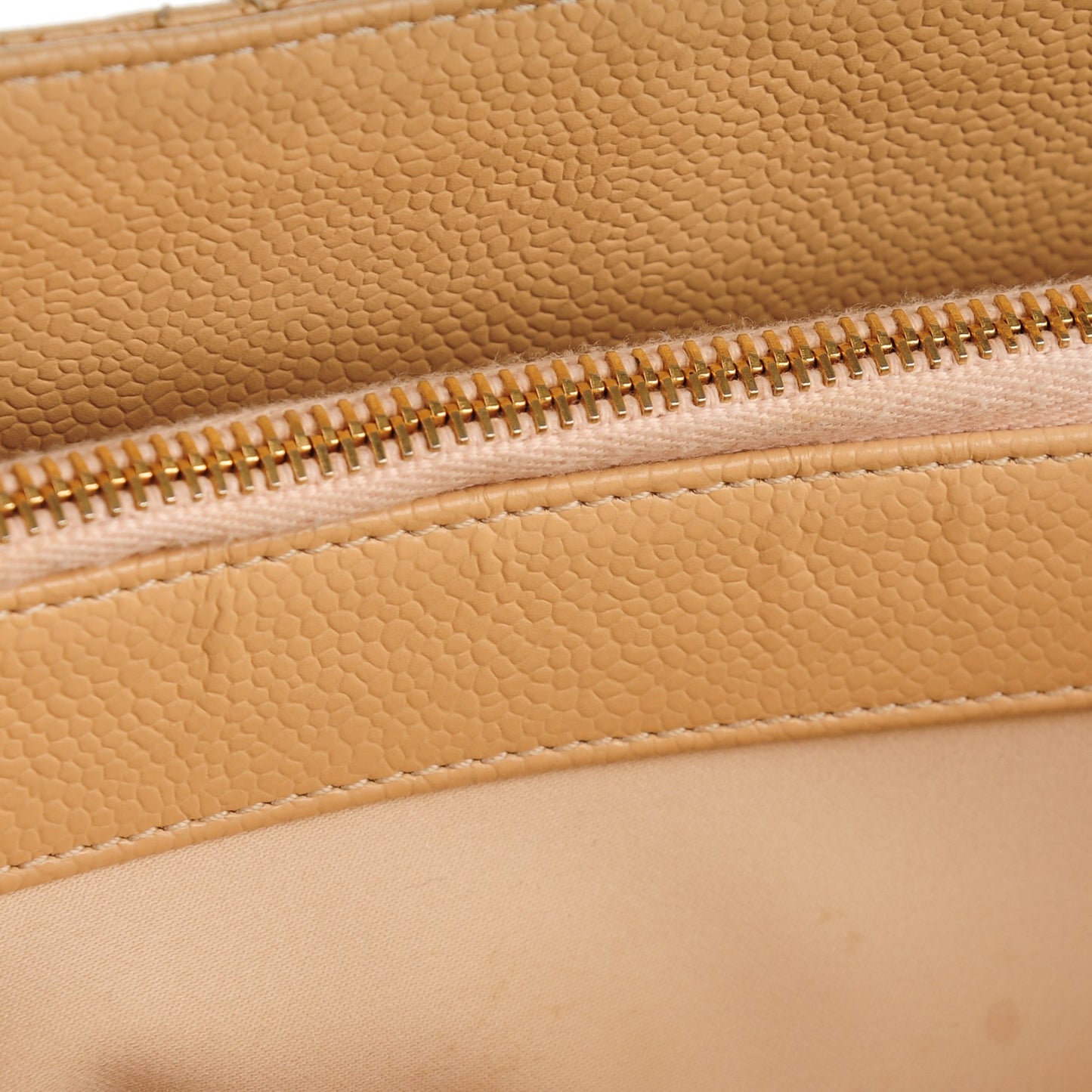 Caviar Quilted Grand Shopping Tote GST Beige Clair