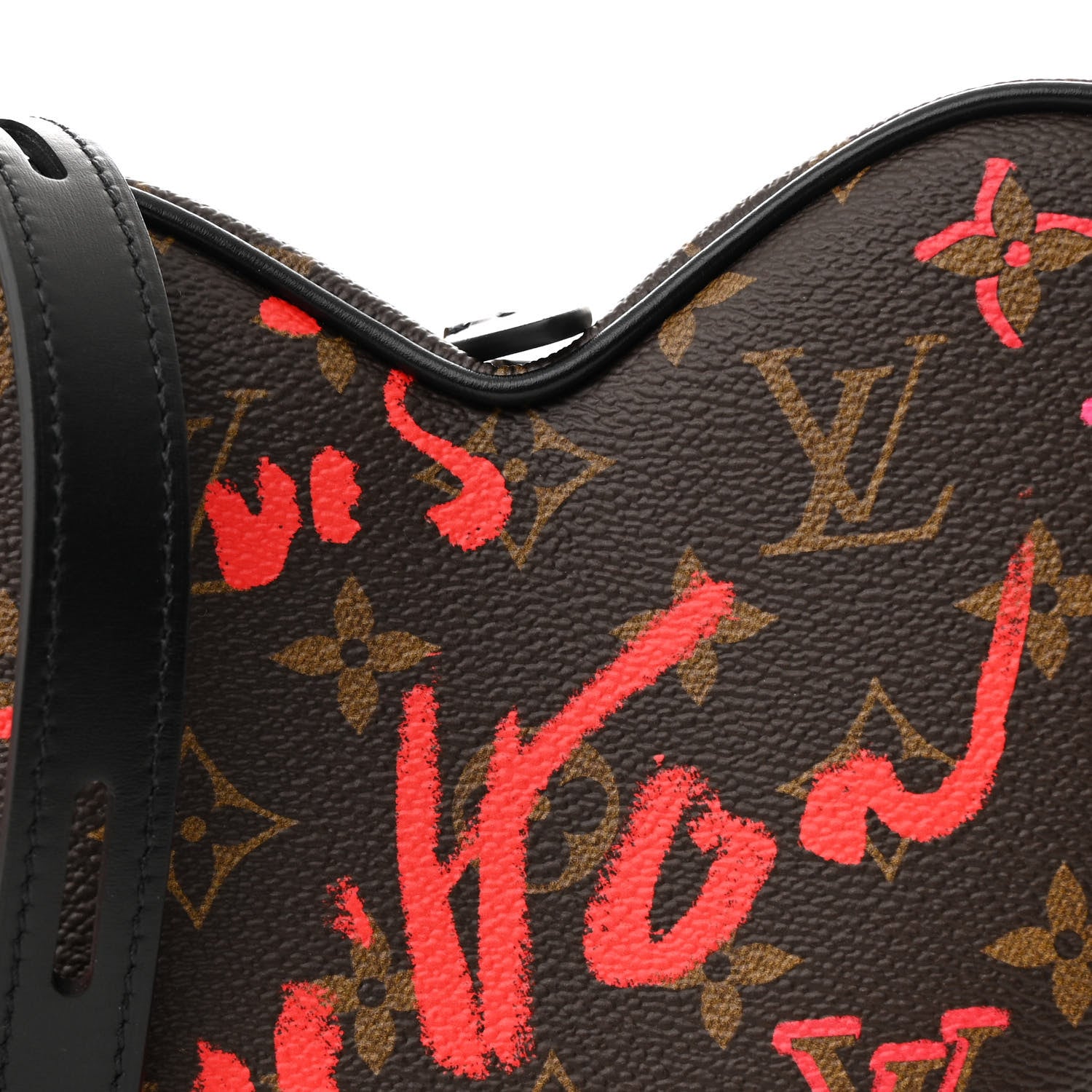 Louis Vuitton Monogram Fall In Love Sac Coeur 7 of 9