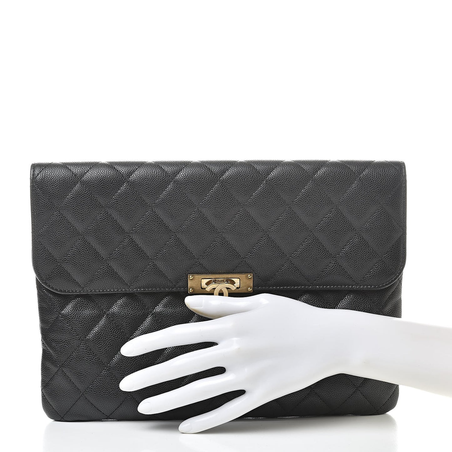 Caviar Quilted Medium Golden Class Pouch Black