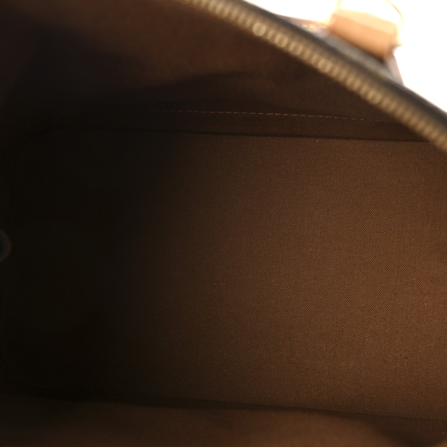 Louis Vuitton Monogram Alma PM 5 of 9